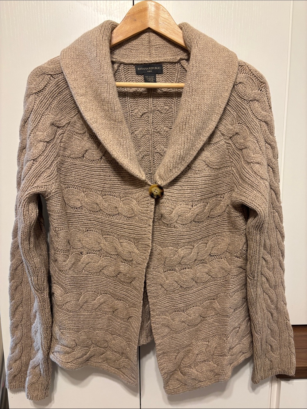 Banana Republic Wide Collar Cable Knit Sweater Cardigan - wool and angora - L